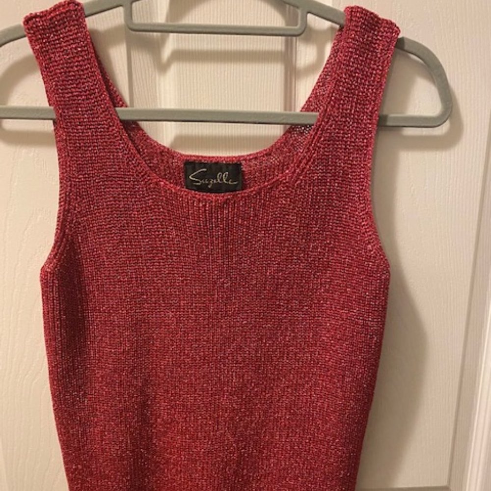 Suzelle dark rose tank top Large